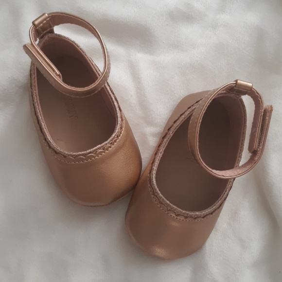 Old Navy Other - Old Navy pink ballet shoes (A)